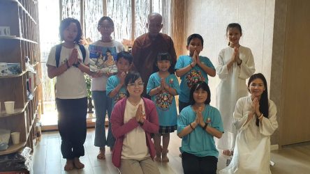 Thiếu nhi Tuệ Tâm thực hành chủ đề Bài Học Yêu Thương